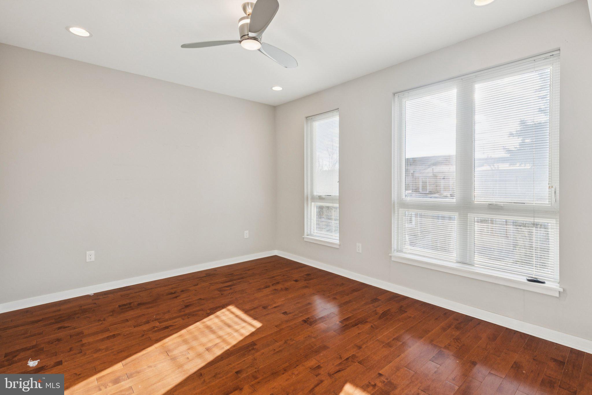 MANAYUNK - Residential