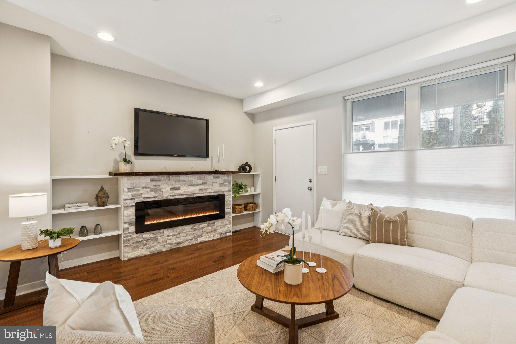 MANAYUNK - Residential