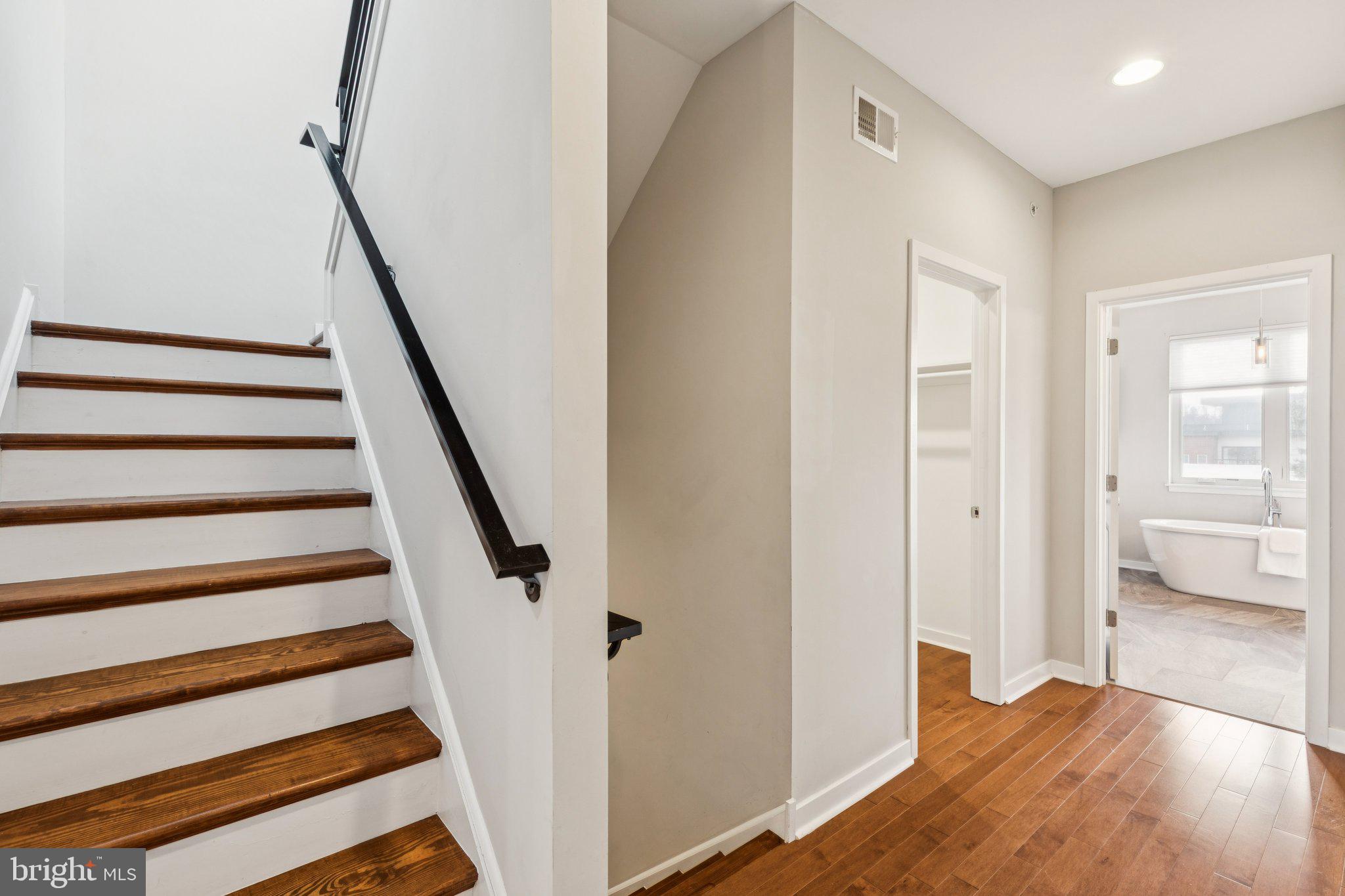 MANAYUNK - Residential