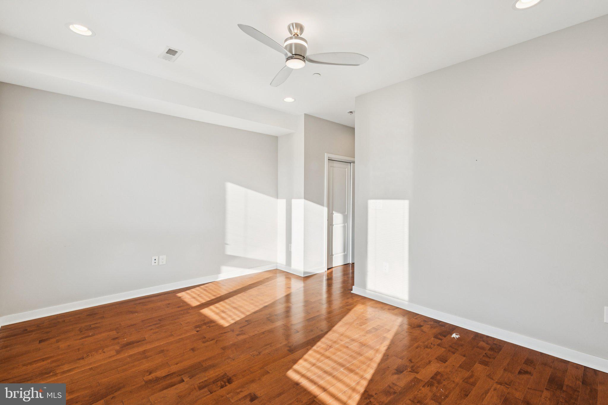 MANAYUNK - Residential