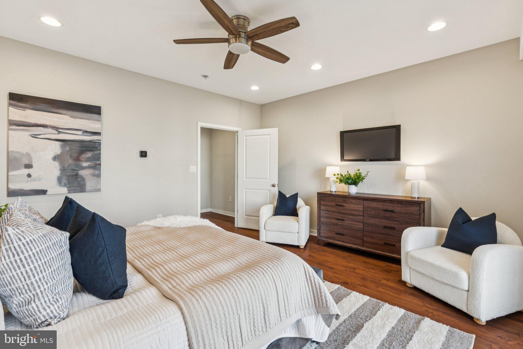 MANAYUNK - Residential