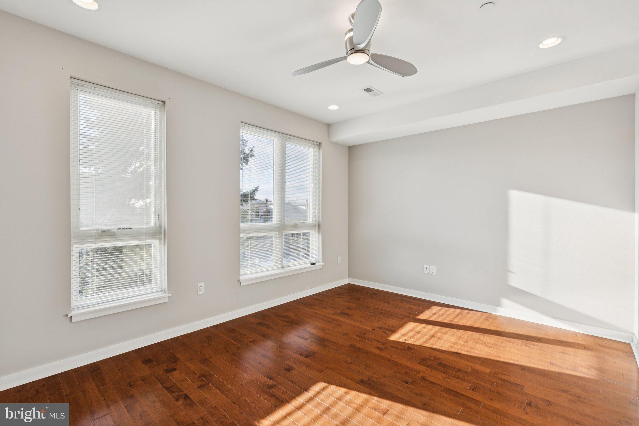 MANAYUNK - Residential