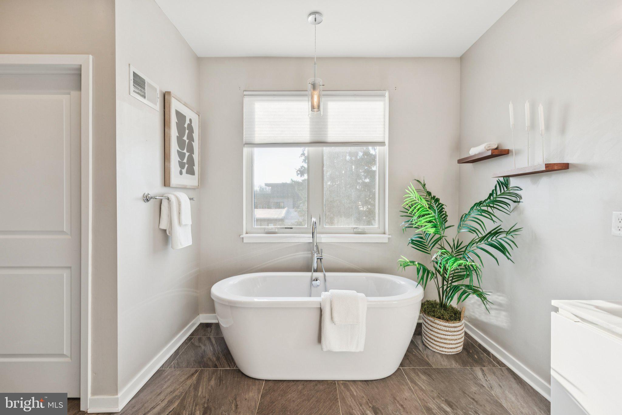 MANAYUNK - Residential