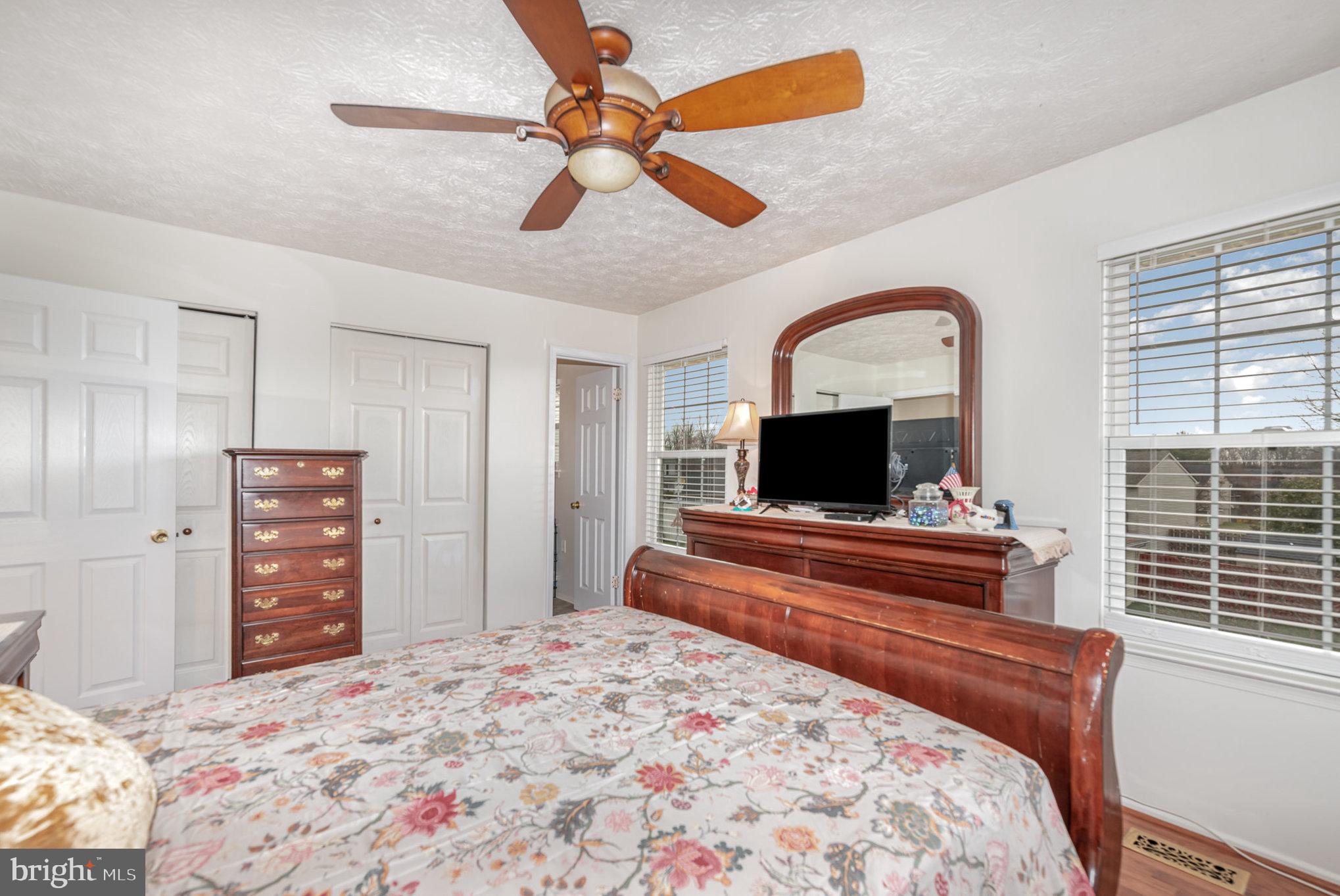 LAWNWOOD - Residential