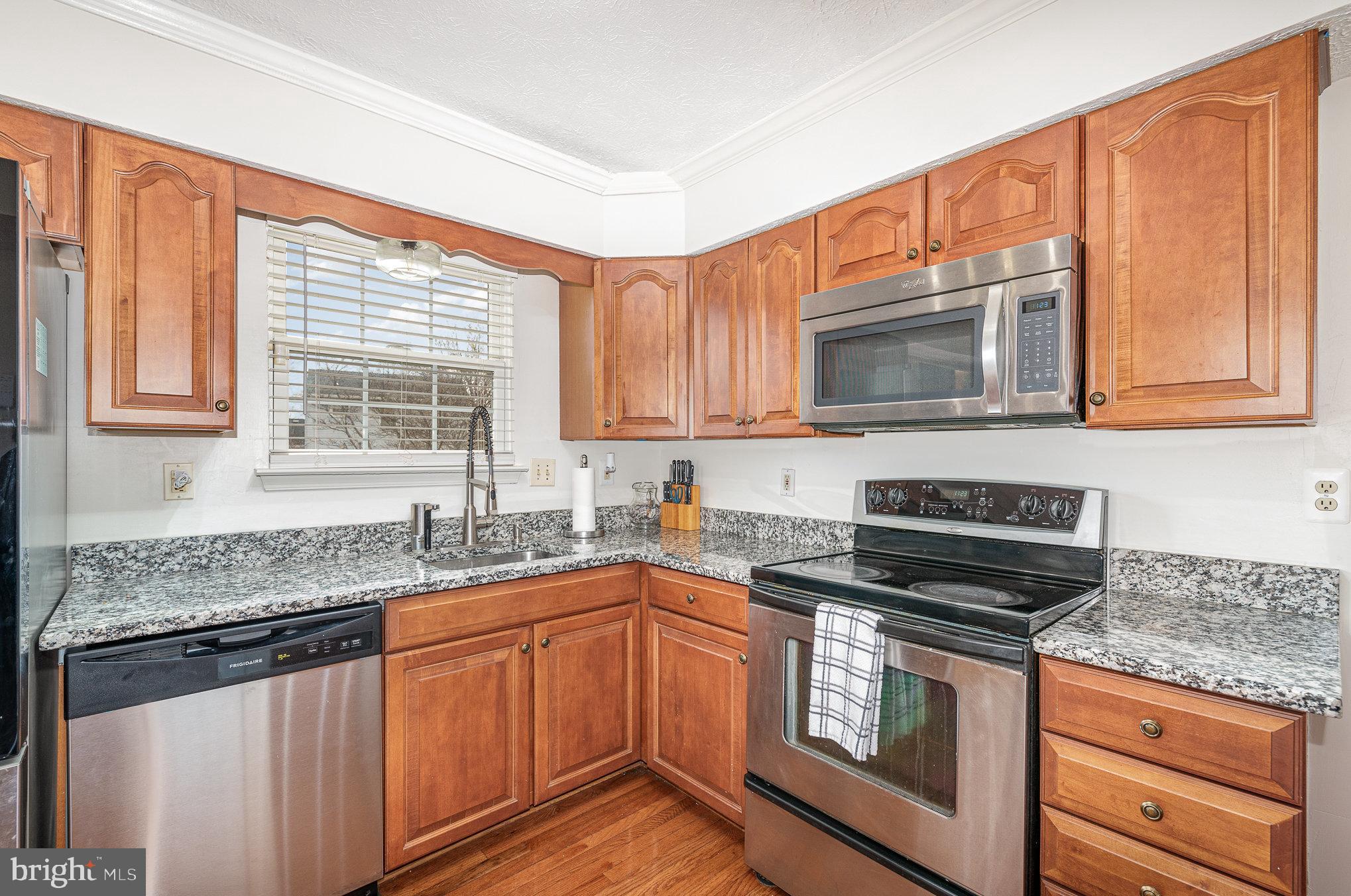 LAWNWOOD - Residential