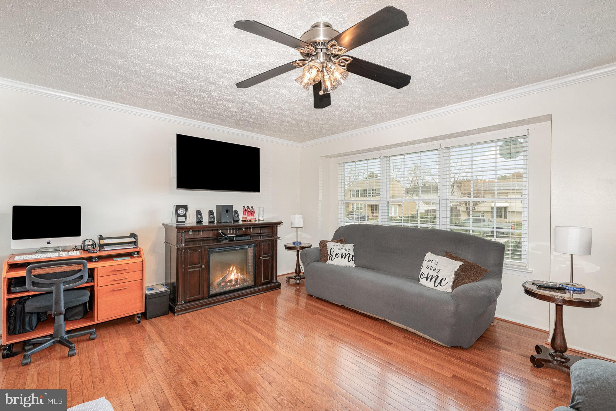 LAWNWOOD - Residential