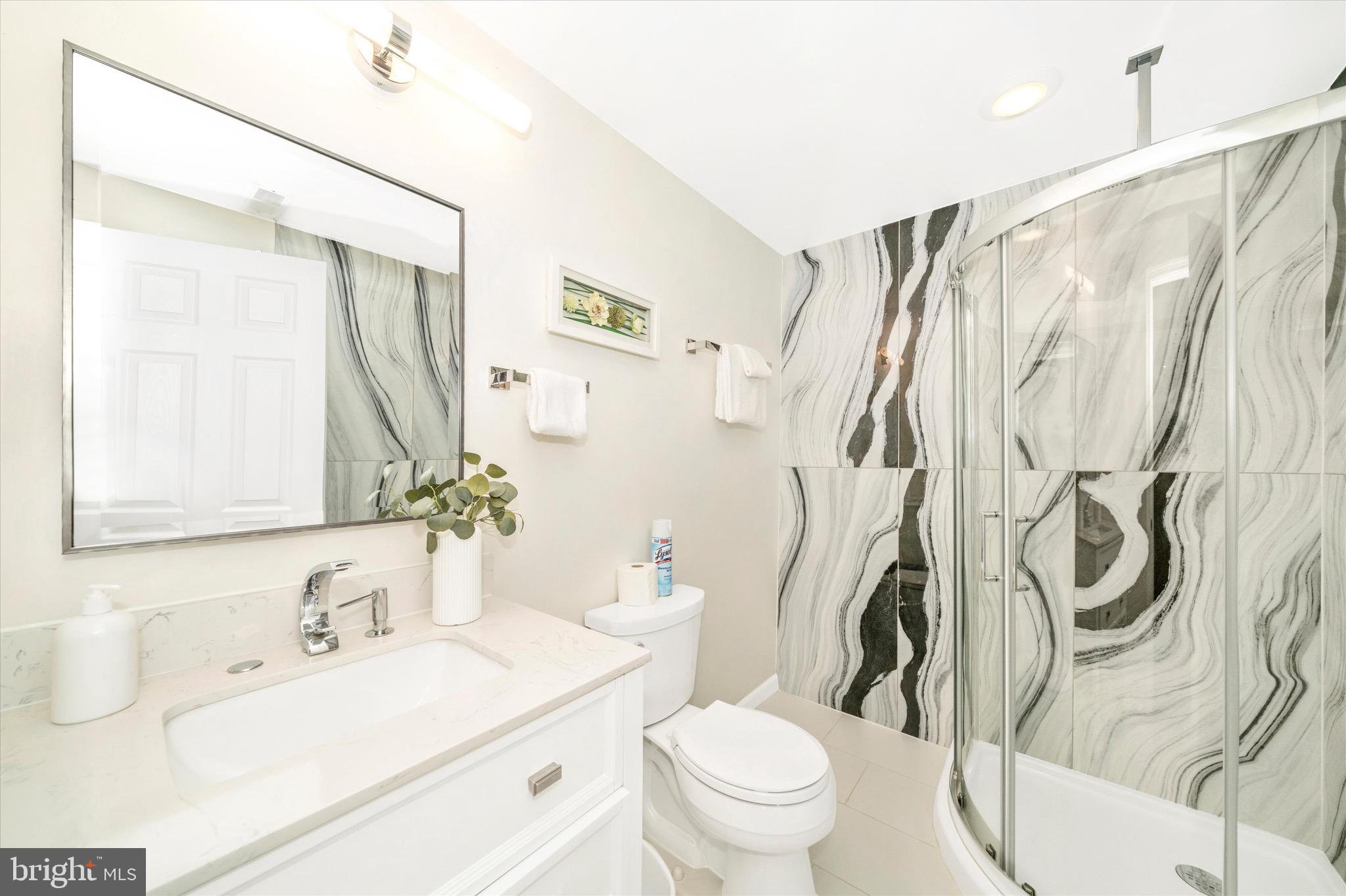 ROYAL OAKS - Residential