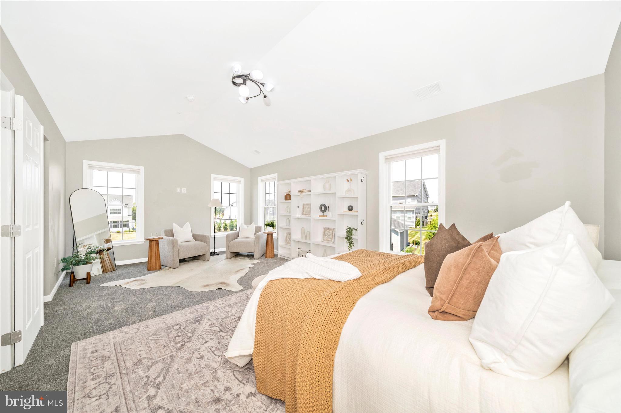 ROYAL OAKS - Residential