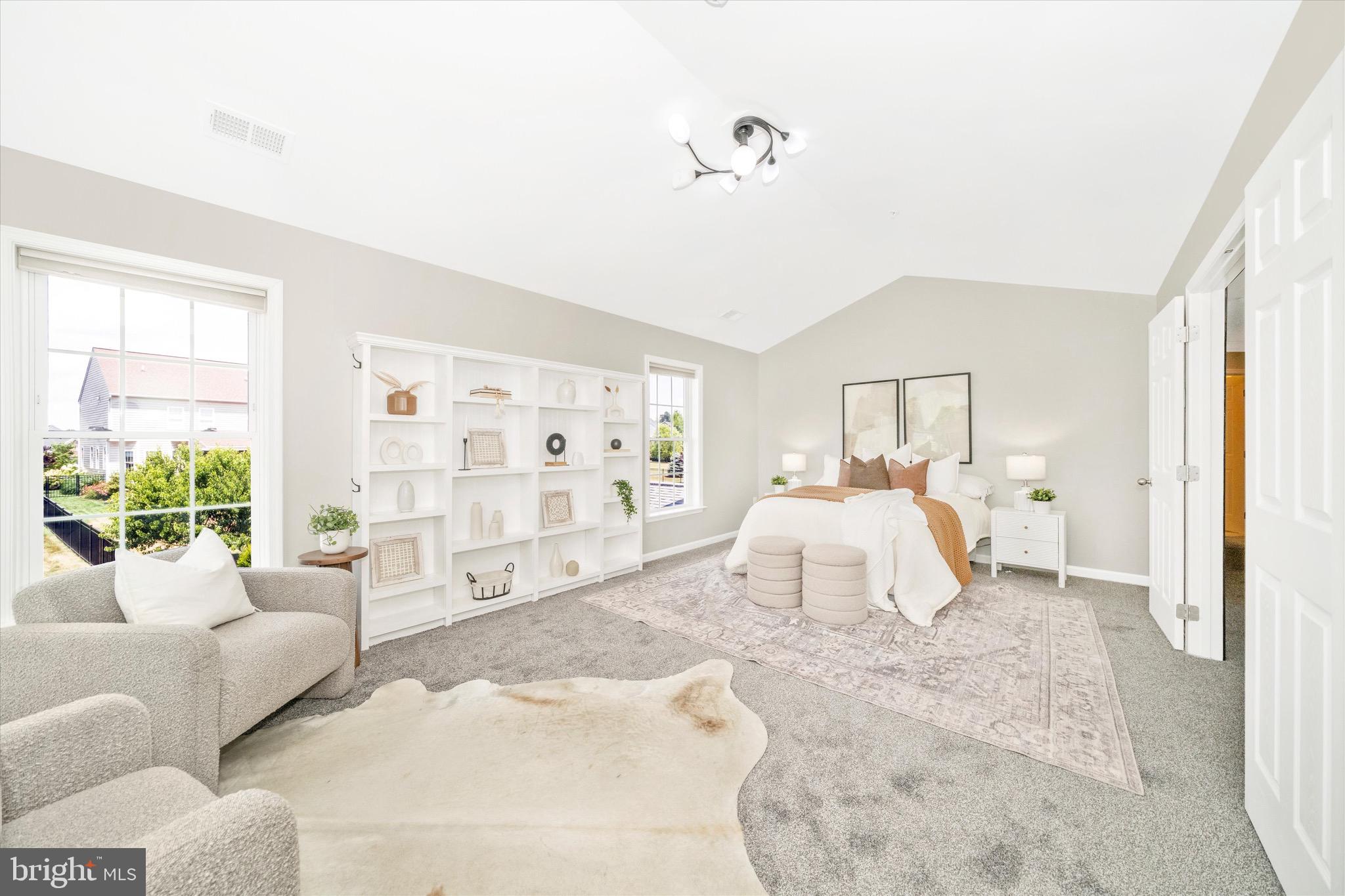 ROYAL OAKS - Residential