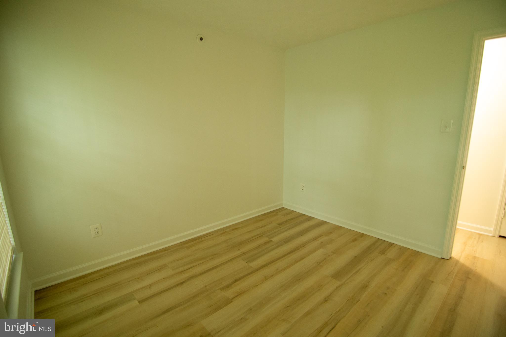 WOODBRIDGE CENTER - Residential Lease