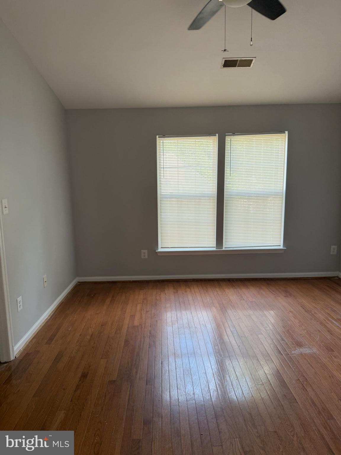 1503 TOWN VIEW COURT