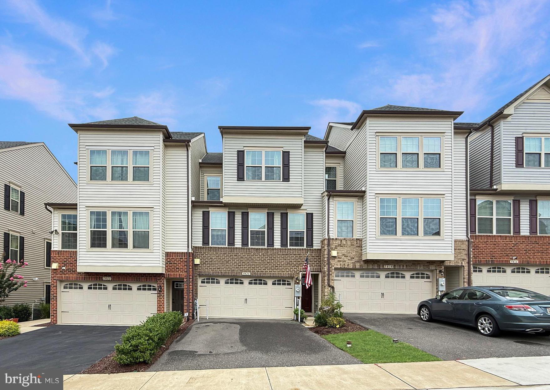 PARKSIDE - Residential