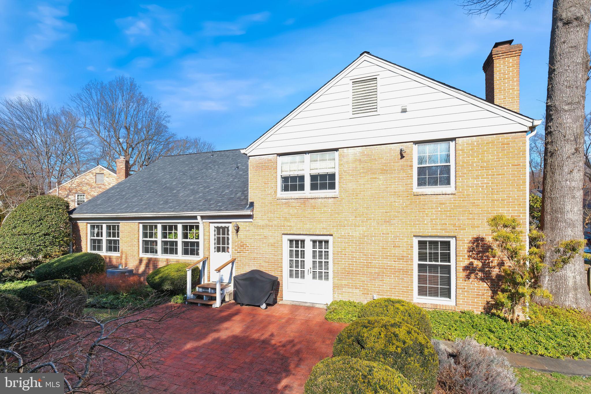 OLD FARM - Residential