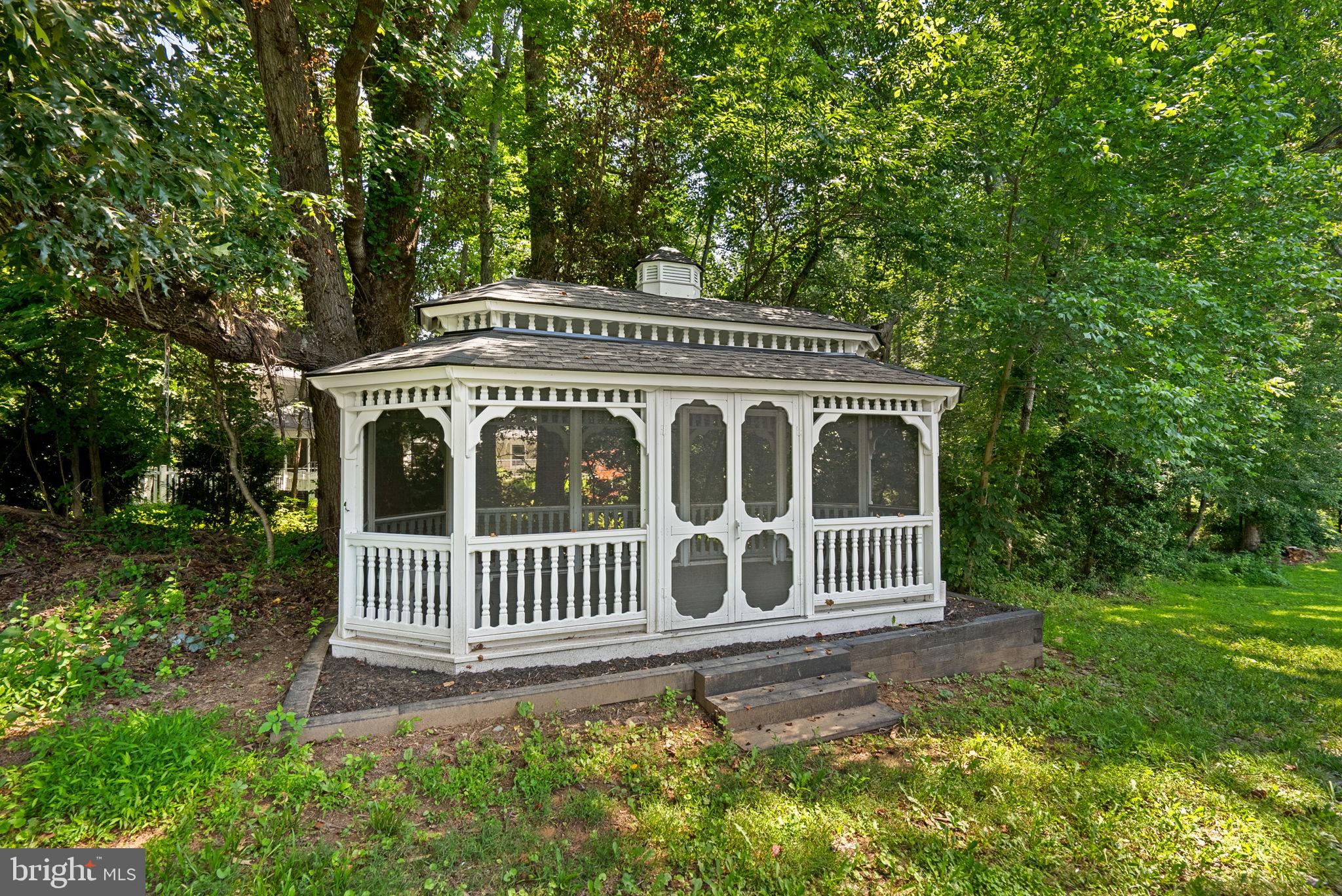 DARNESTOWN OUTSIDE - Residential