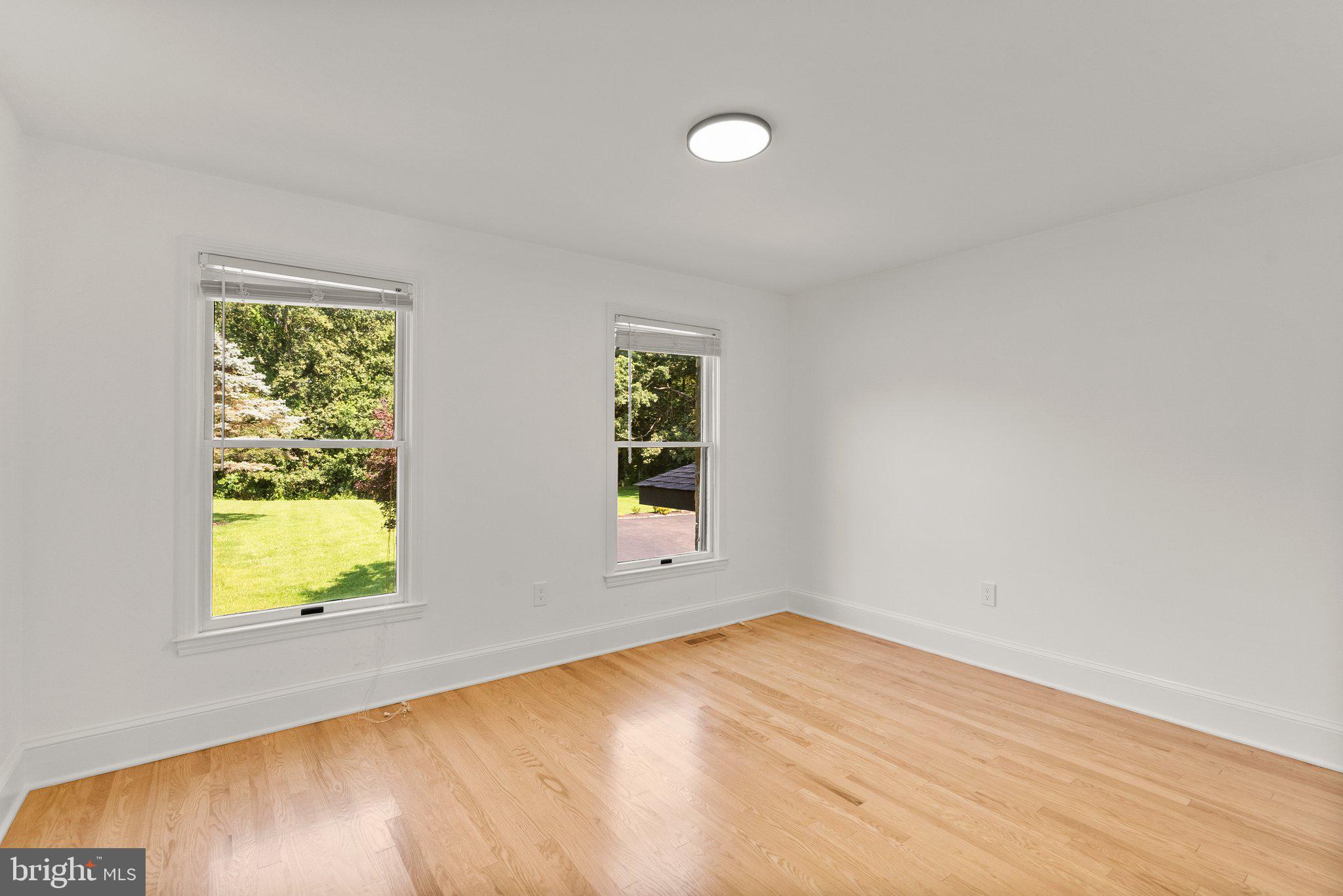 DARNESTOWN OUTSIDE - Residential