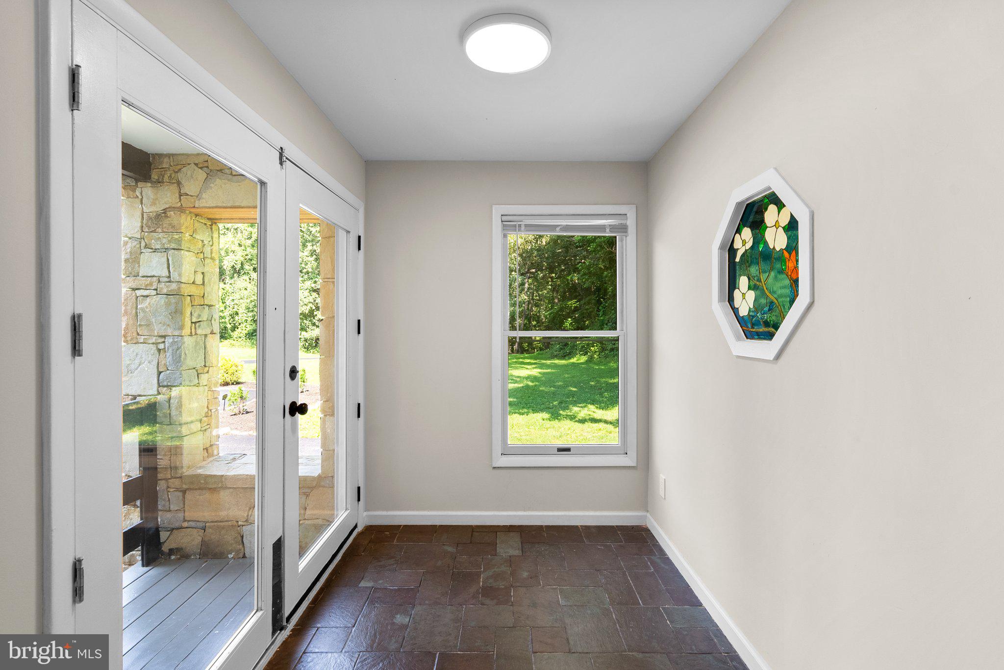 DARNESTOWN OUTSIDE - Residential