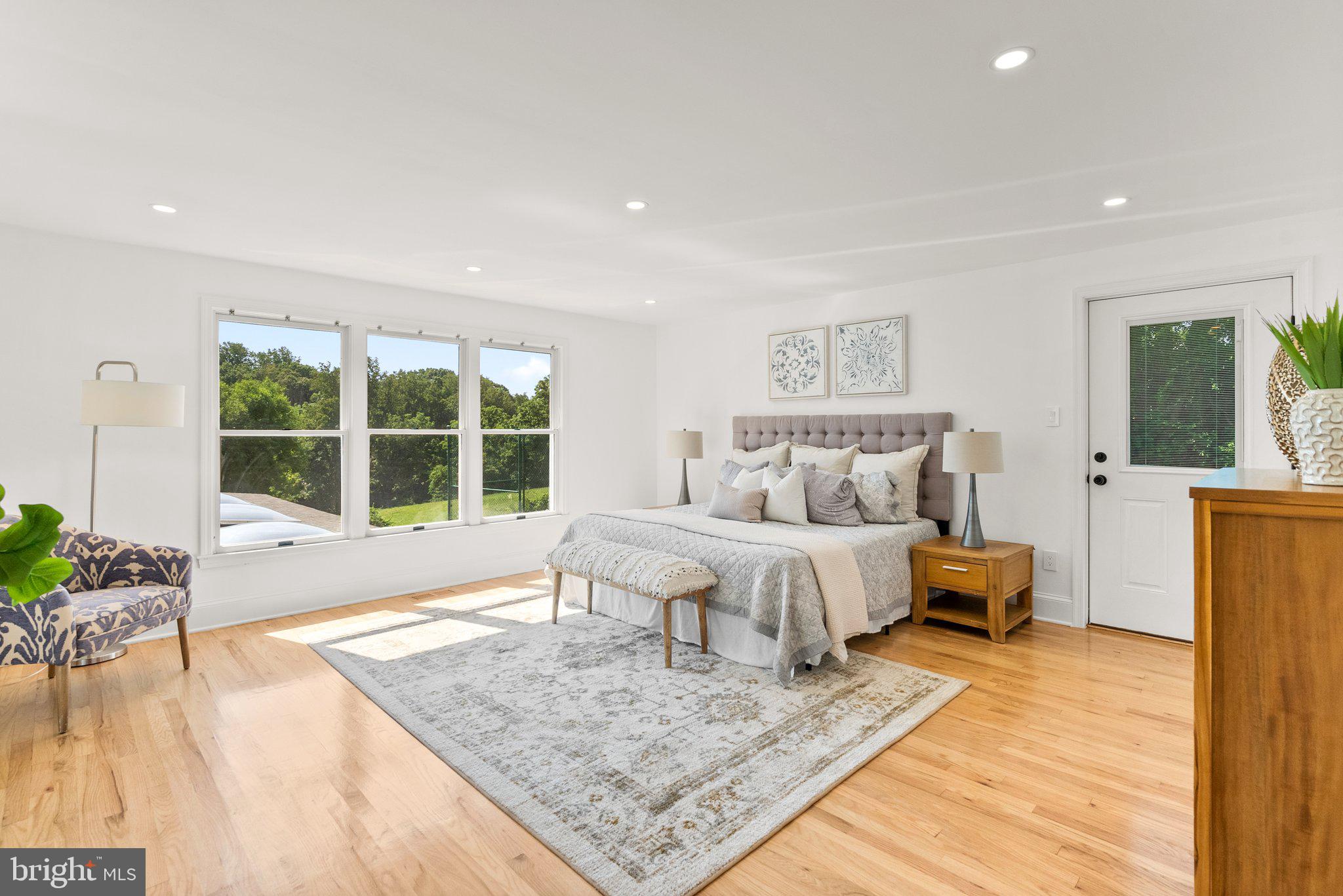 DARNESTOWN OUTSIDE - Residential