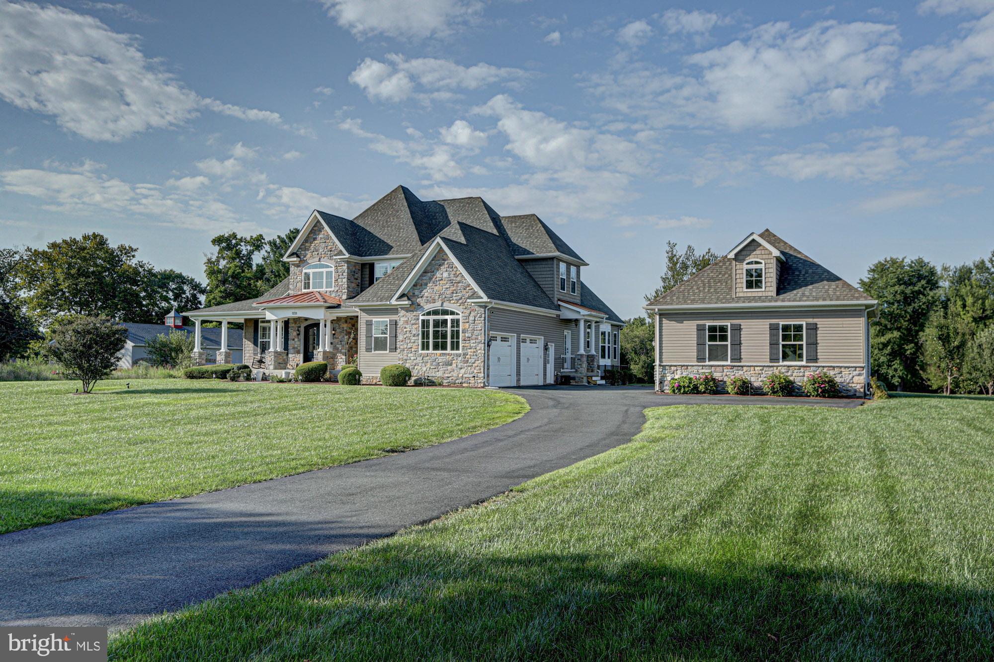 1233 BUNKER HILL ROAD
