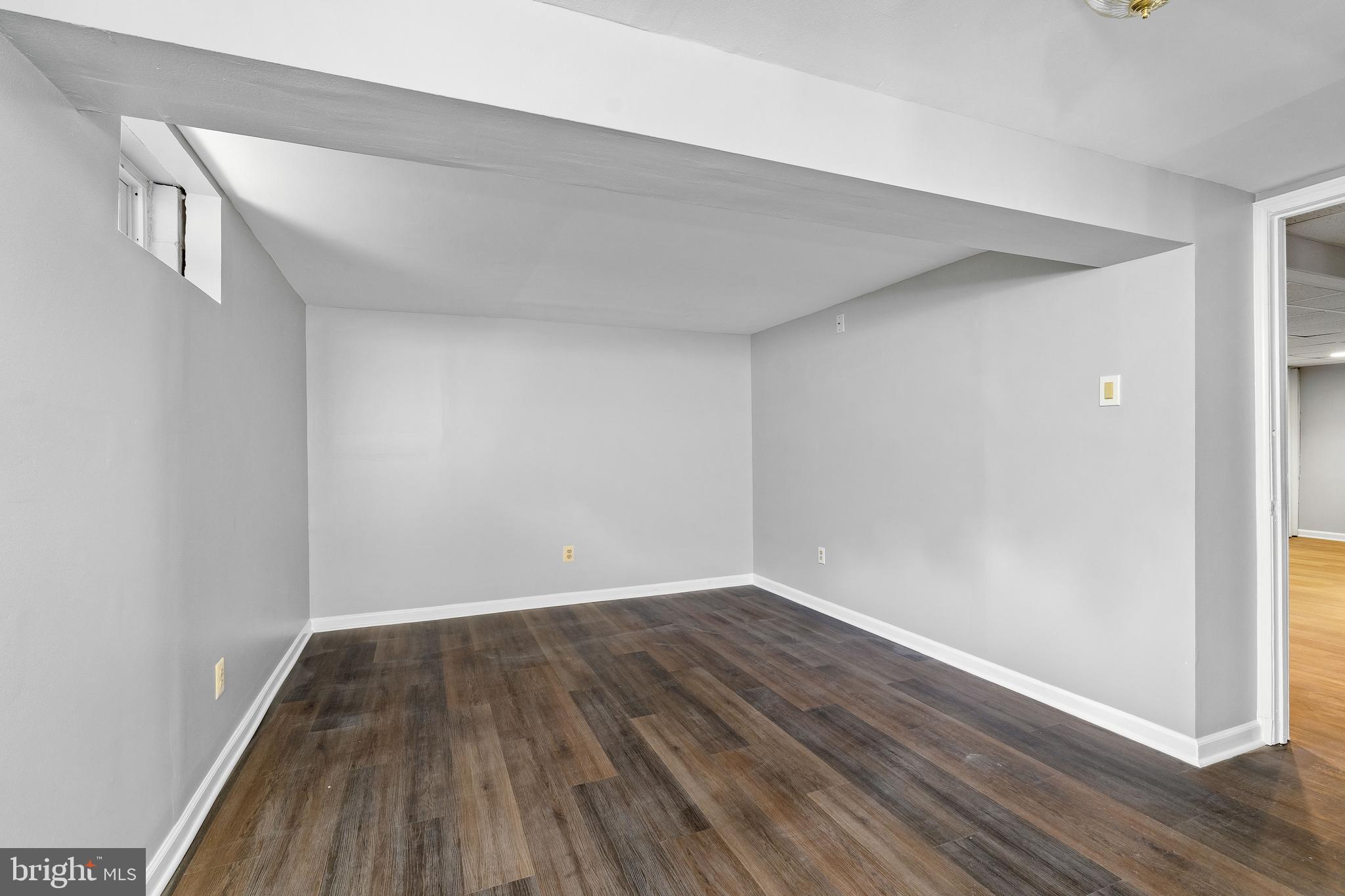 NORTH HILLS - Residential