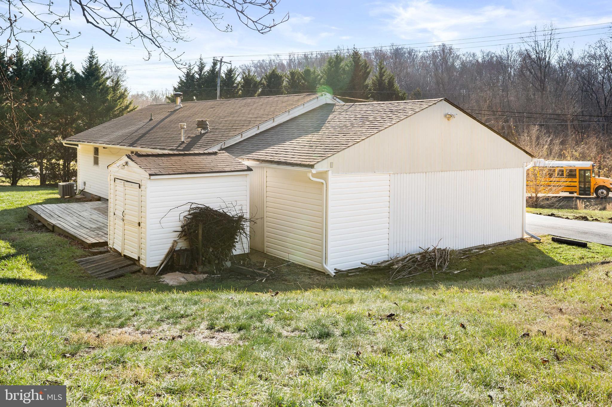 NORTH HILLS - Residential