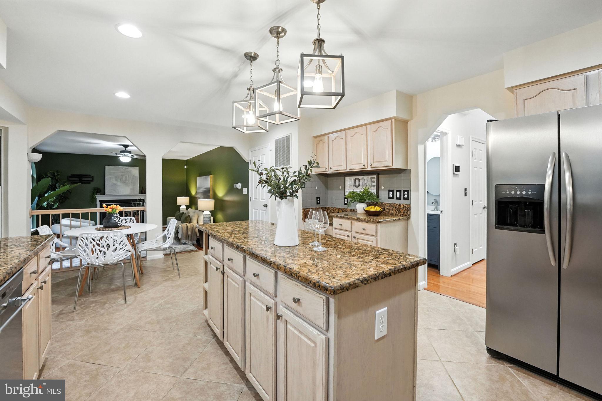 FOX CHASE - Residential