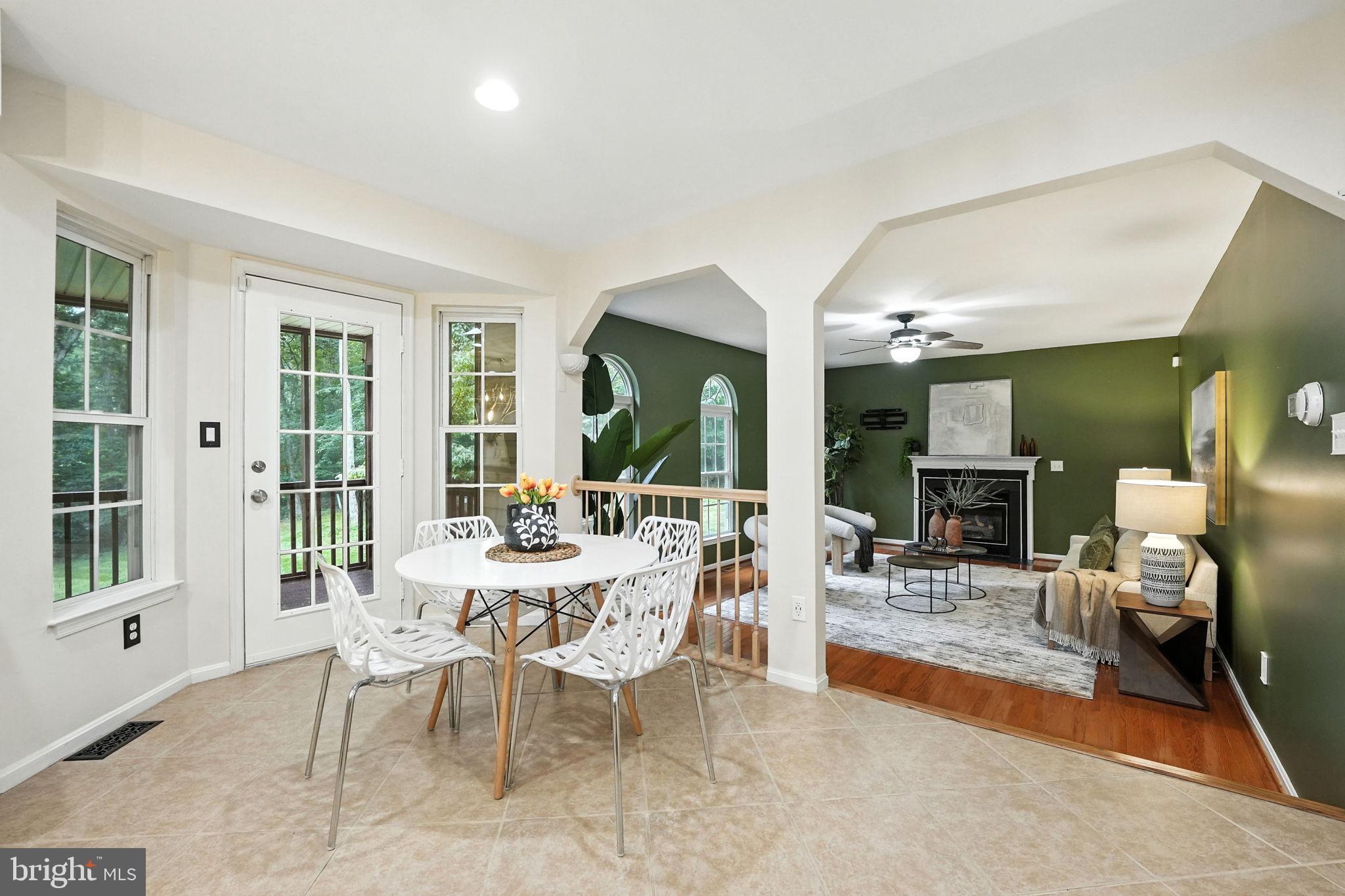 FOX CHASE - Residential