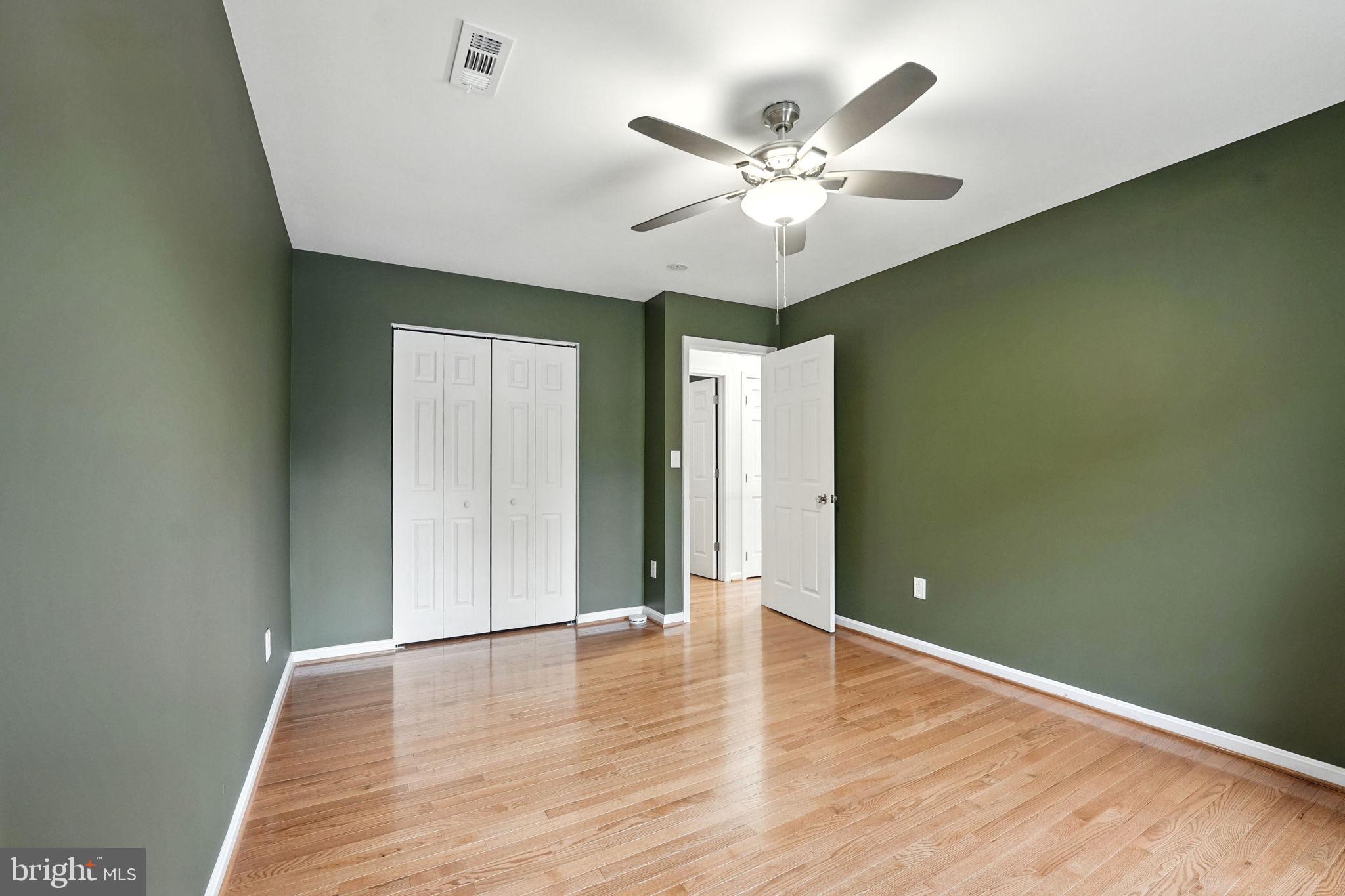 FOX CHASE - Residential