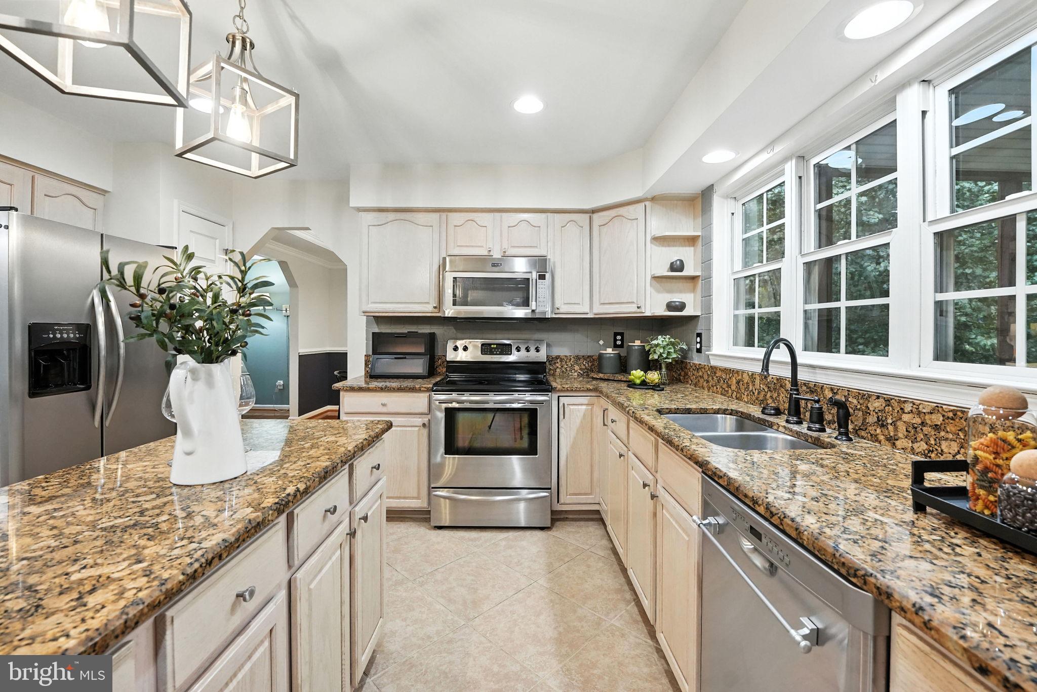 FOX CHASE - Residential