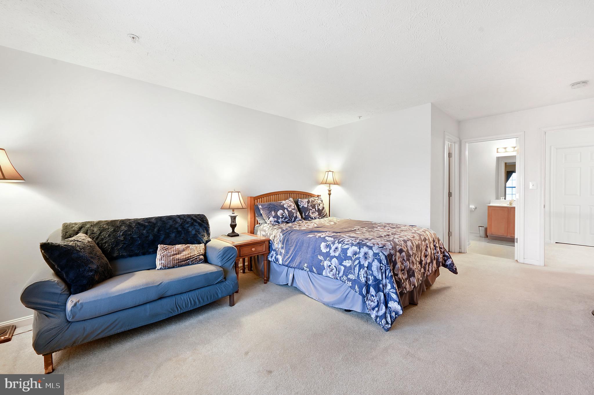 WOOD CREEK GOLF COMM - Residential