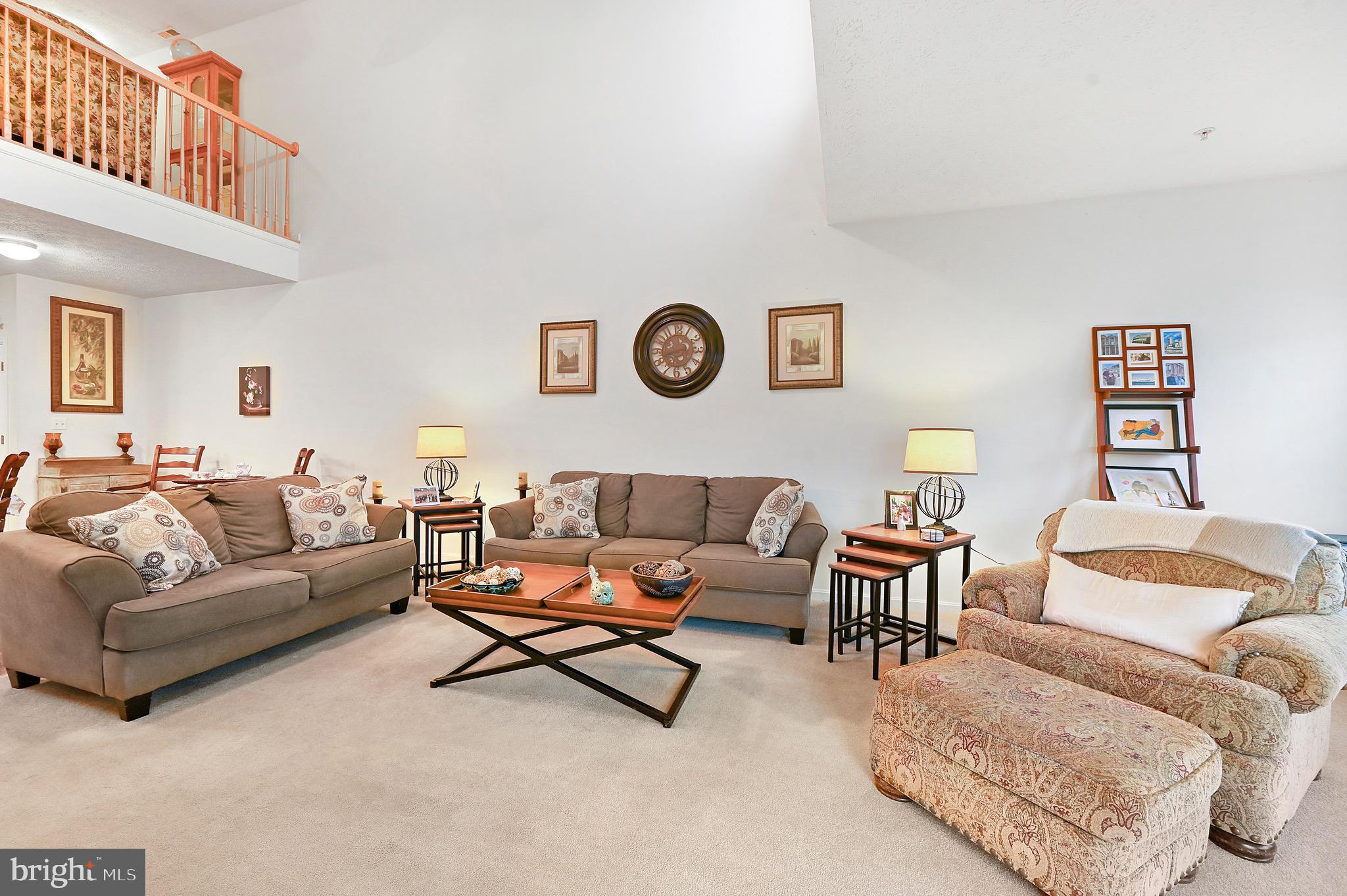 WOOD CREEK GOLF COMM - Residential