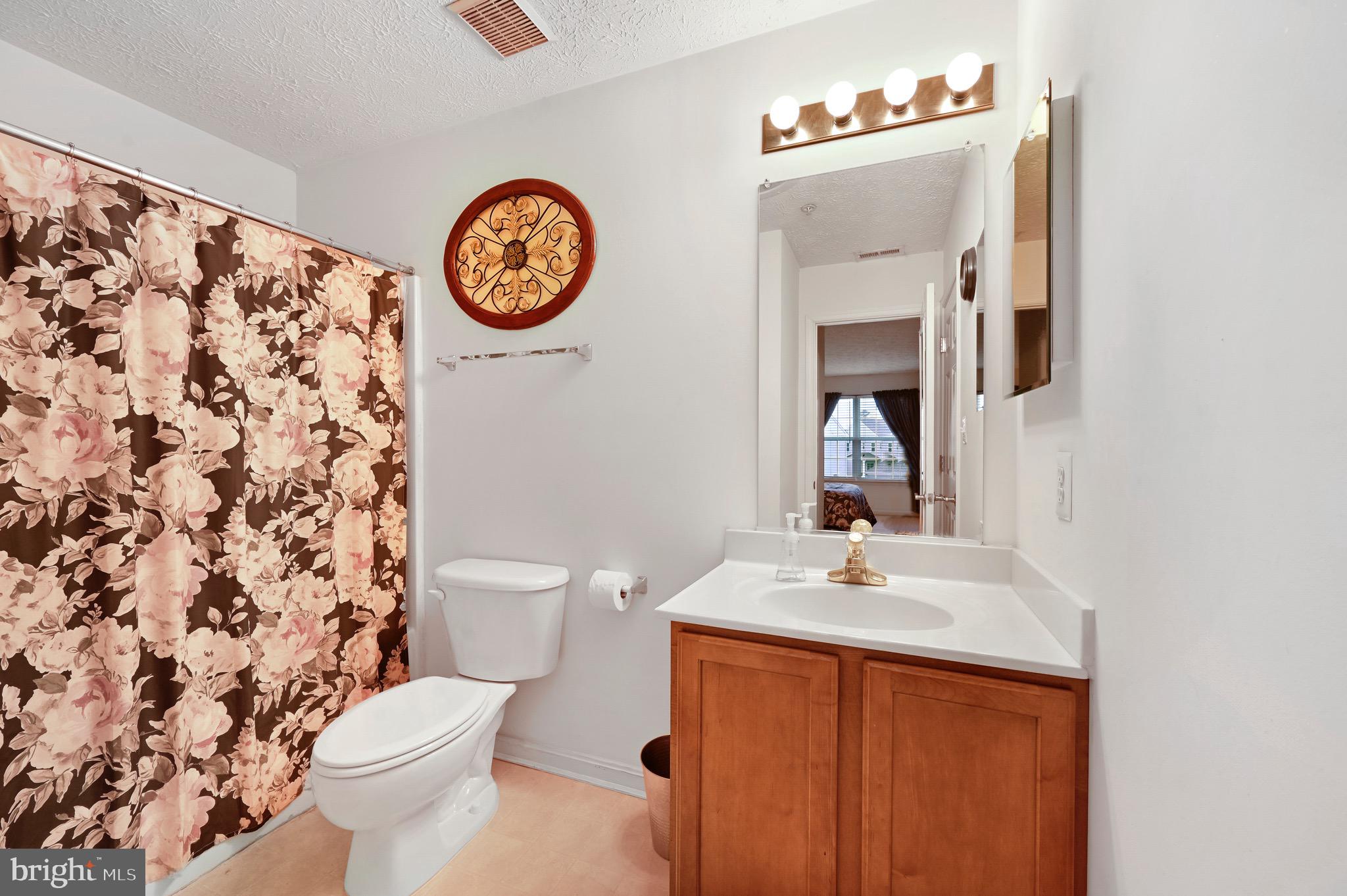 WOOD CREEK GOLF COMM - Residential