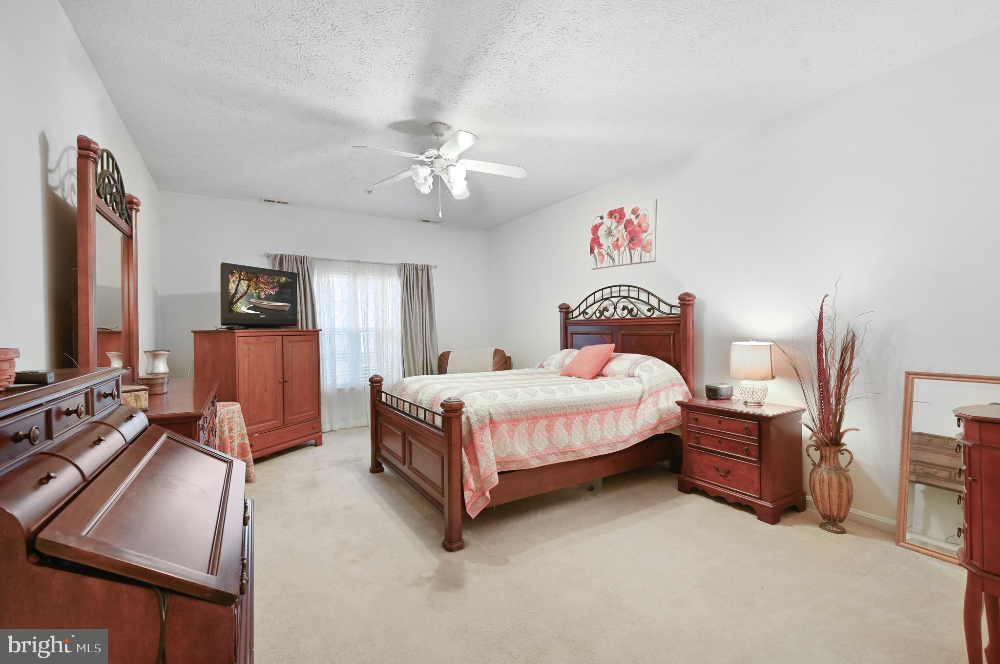 WOOD CREEK GOLF COMM - Residential