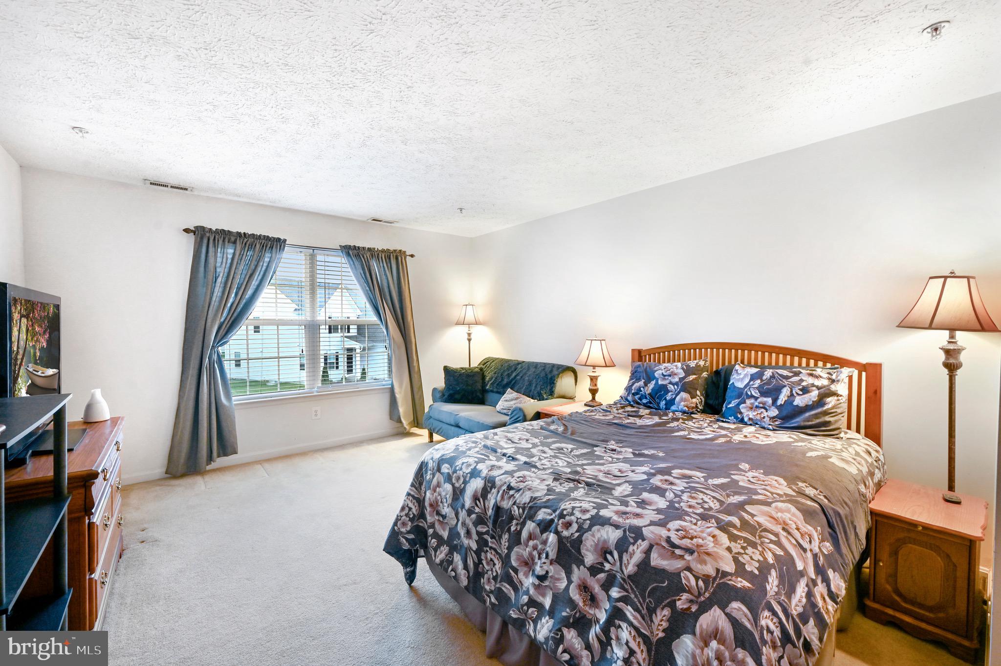 WOOD CREEK GOLF COMM - Residential