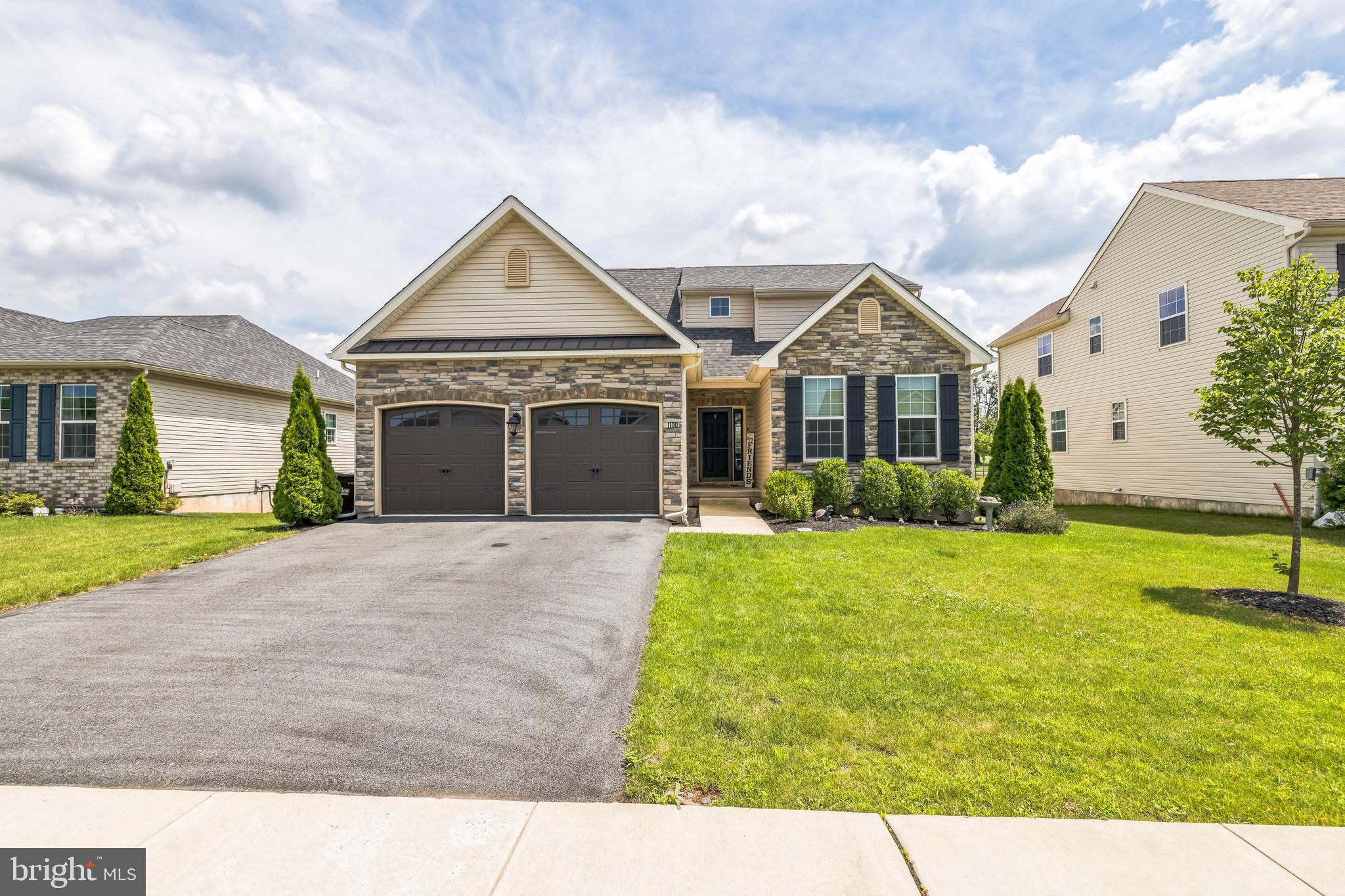 1100 MEADOWVIEW DRIVE