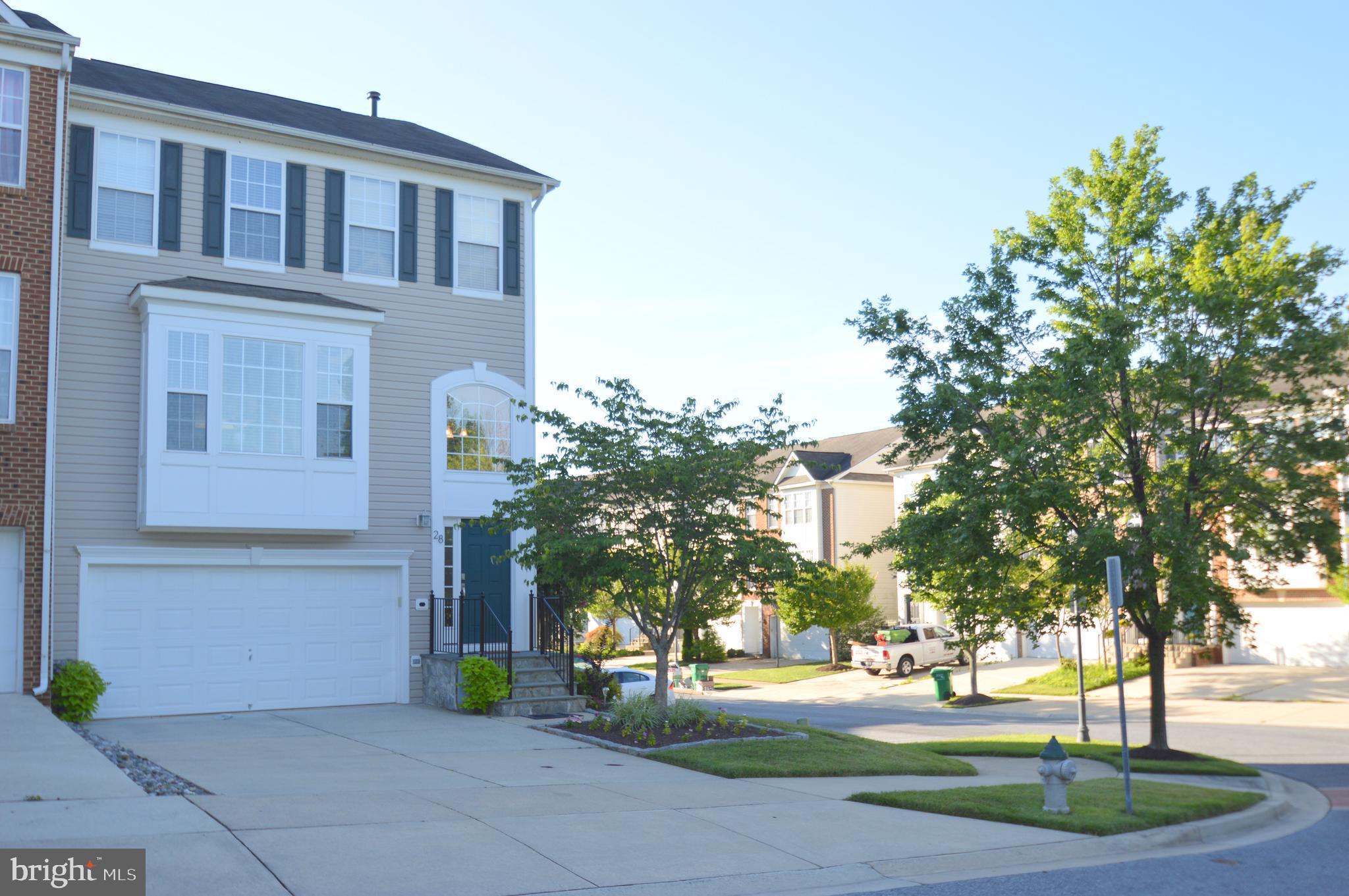 HIDDEN CREEK - Residential