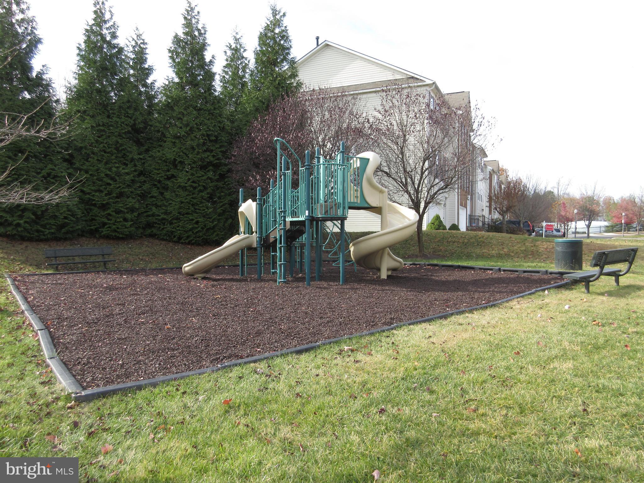 HIDDEN CREEK - Residential