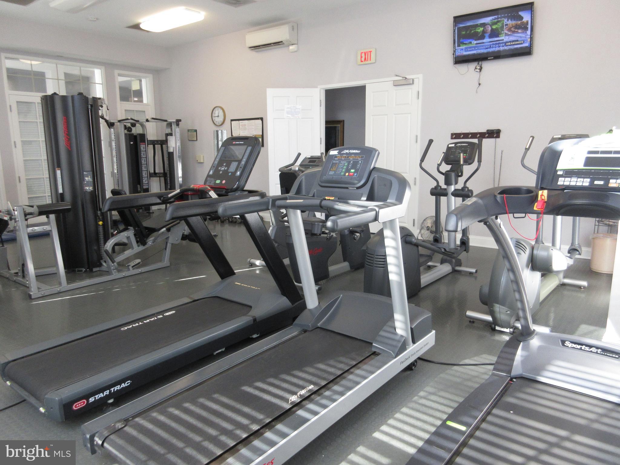 HIDDEN CREEK - Residential