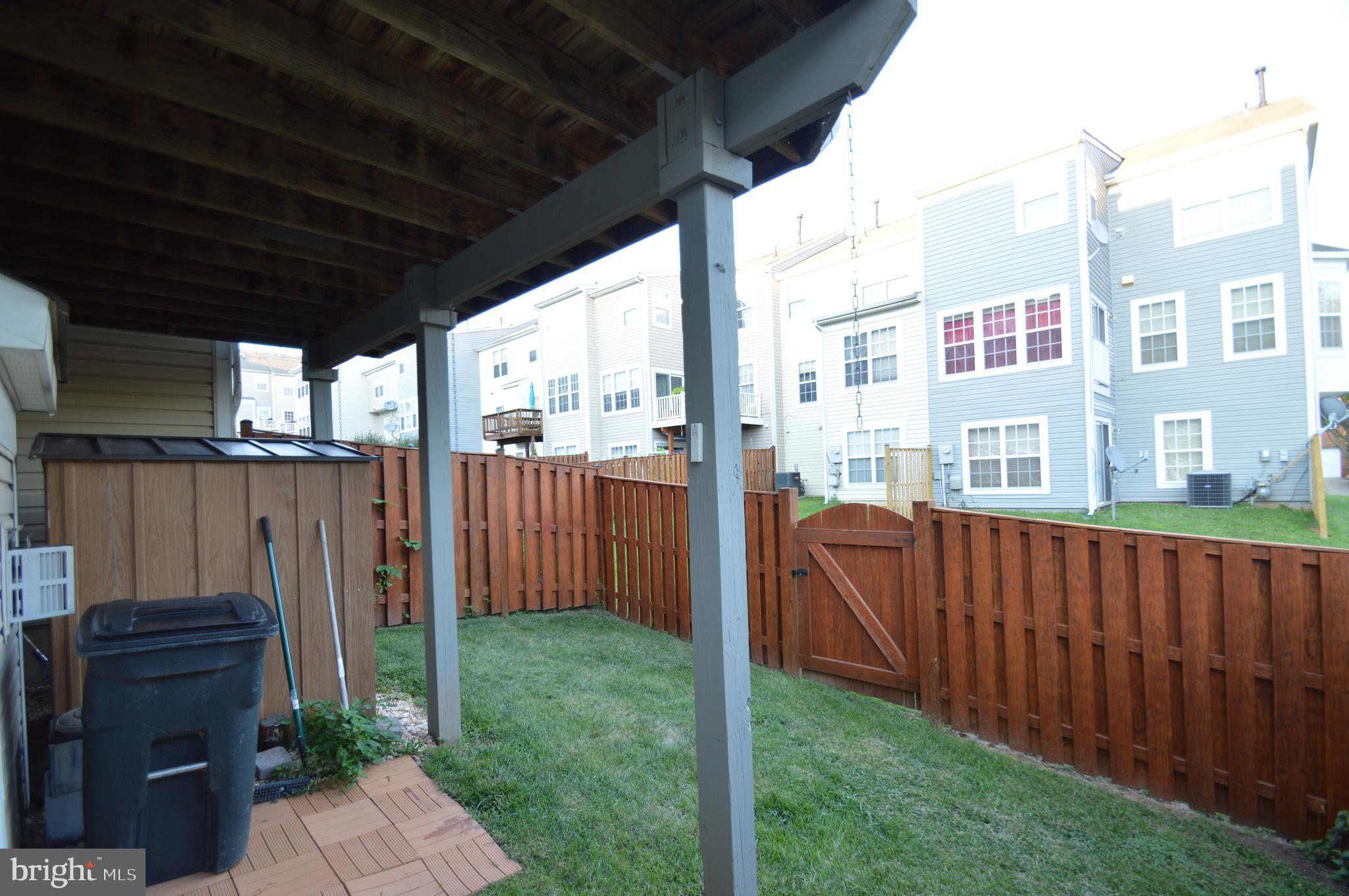 HIDDEN CREEK - Residential