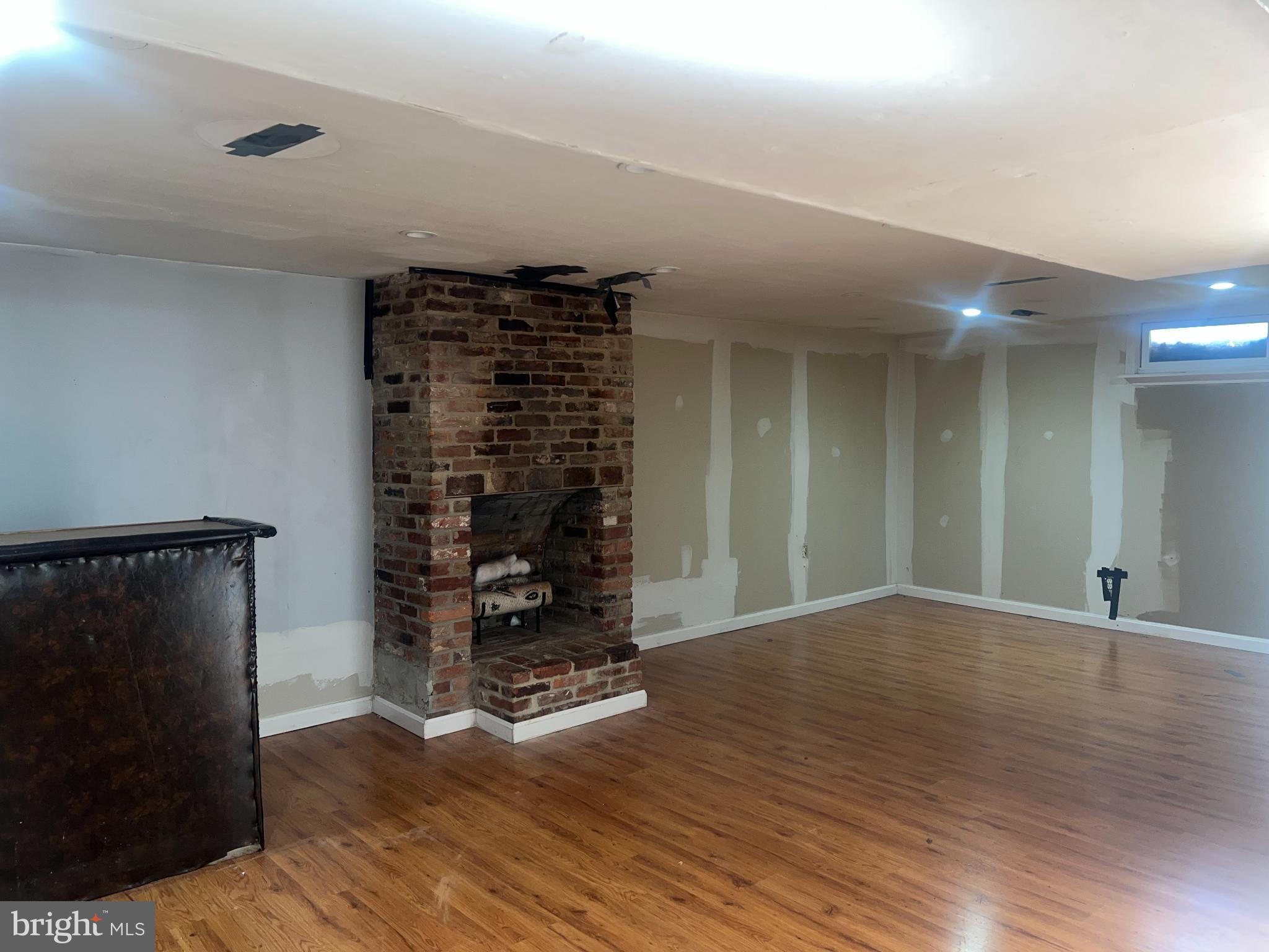 MARYLAND CITY - Residential