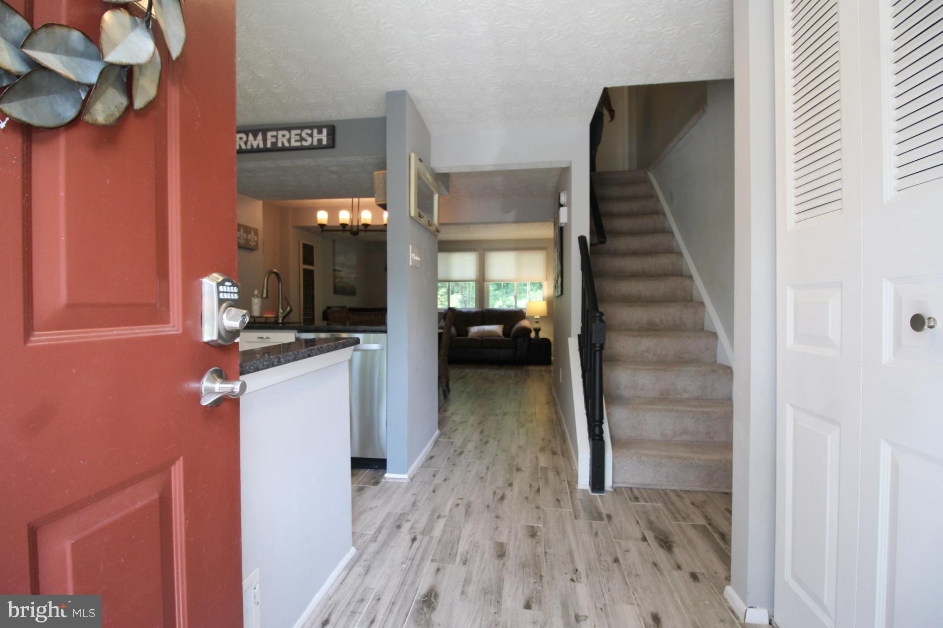 RESTON - Residential Lease