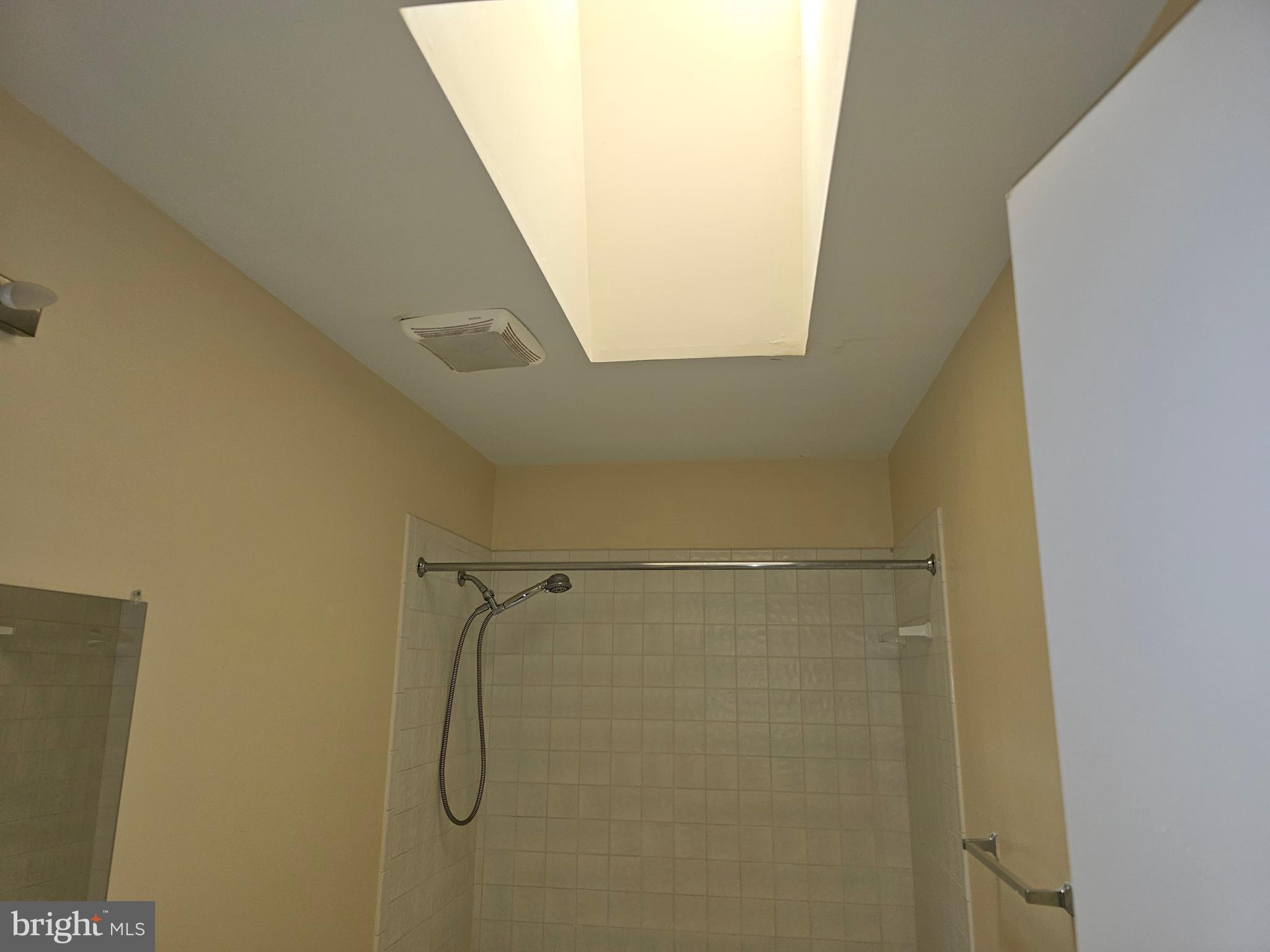 KETTERING - Residential Lease