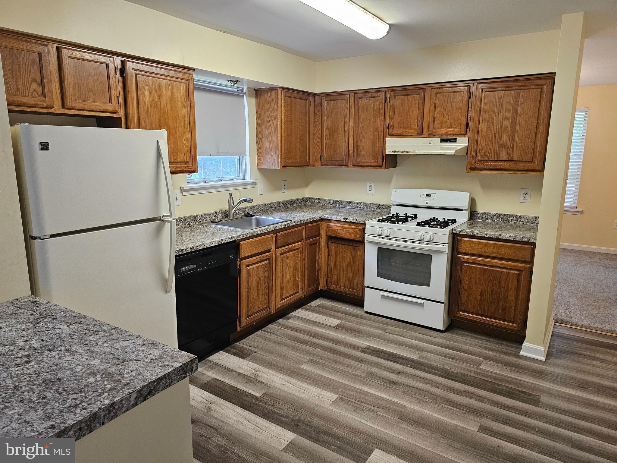 KETTERING - Residential Lease