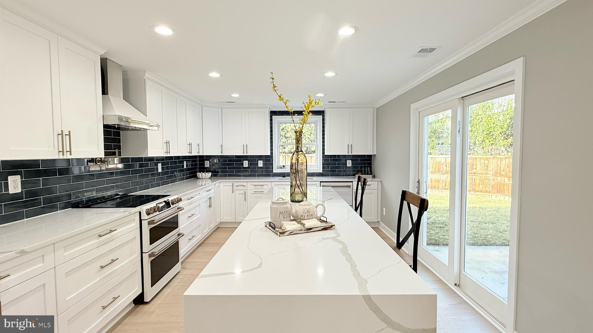 POTOMAC VALLEY - Residential