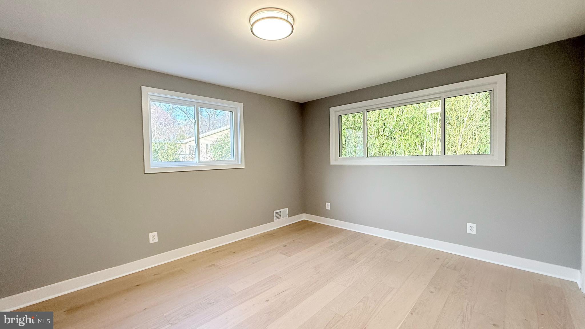 POTOMAC VALLEY - Residential