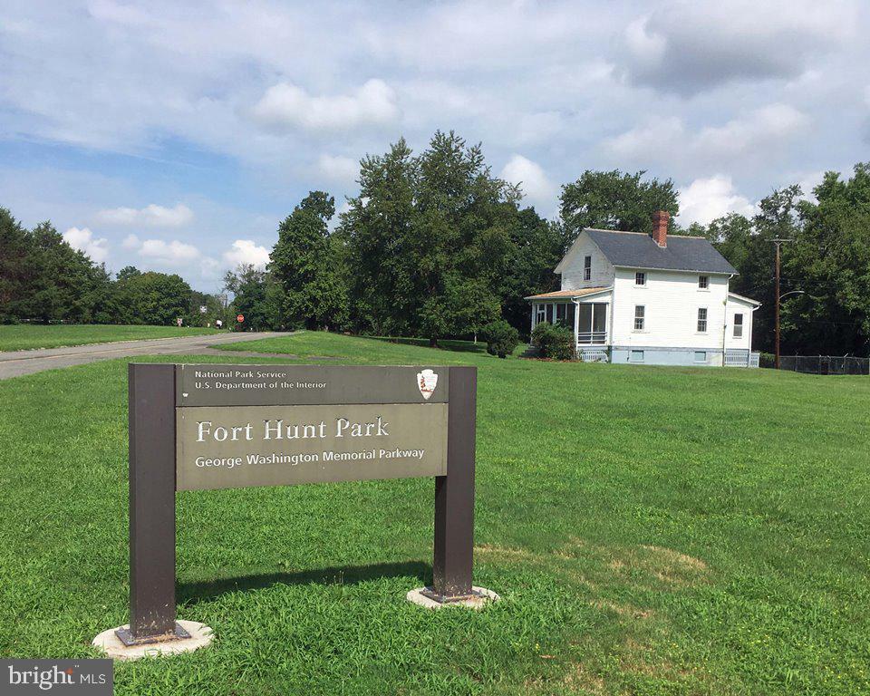 POTOMAC VALLEY - Residential