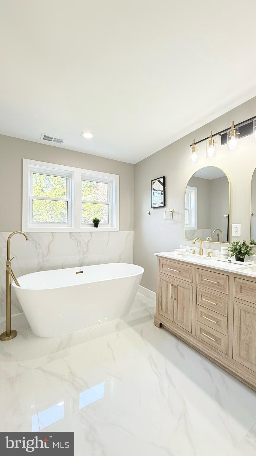 POTOMAC VALLEY - Residential