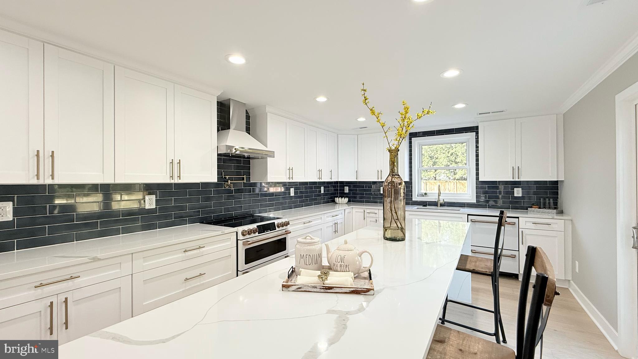 POTOMAC VALLEY - Residential