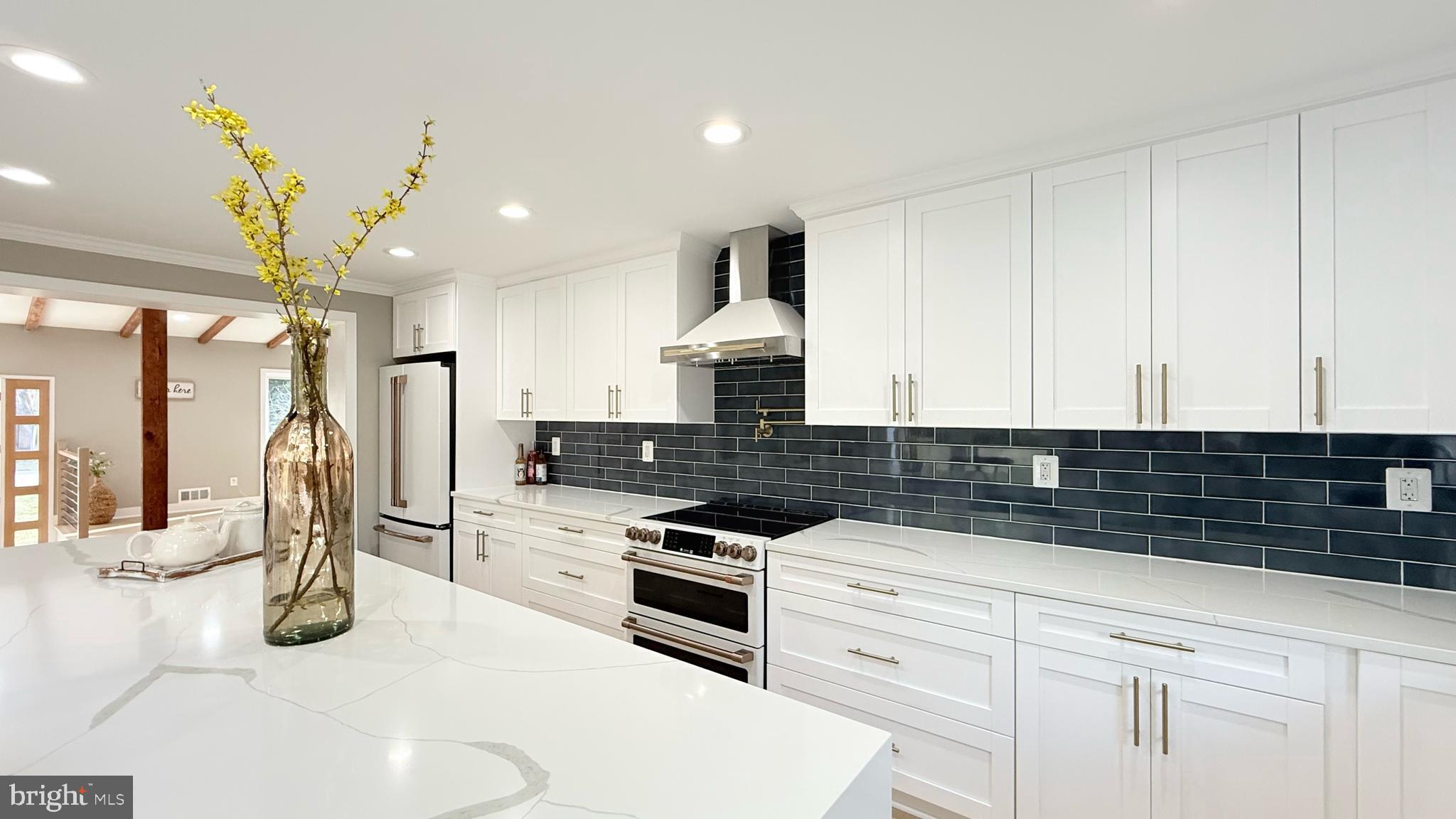 POTOMAC VALLEY - Residential