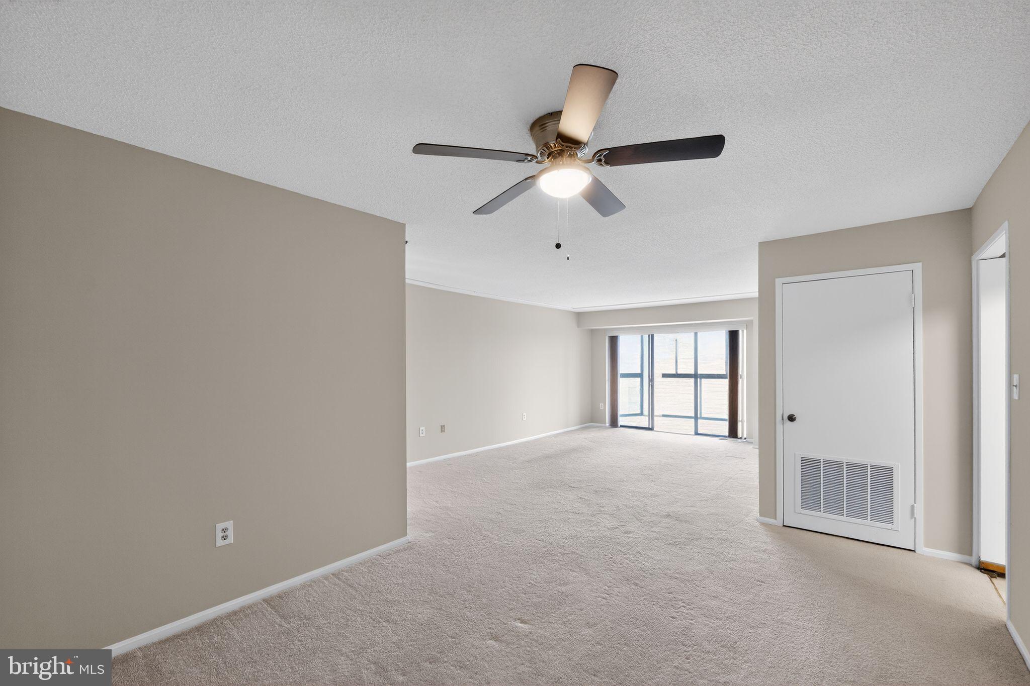 LEISURE WORLD - Residential