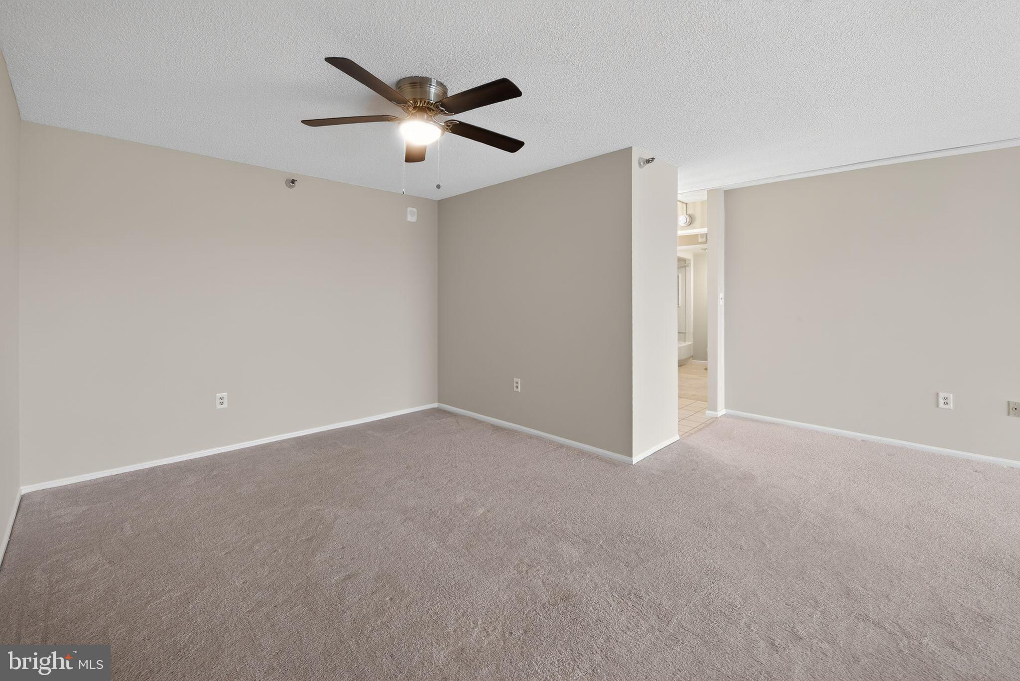 LEISURE WORLD - Residential